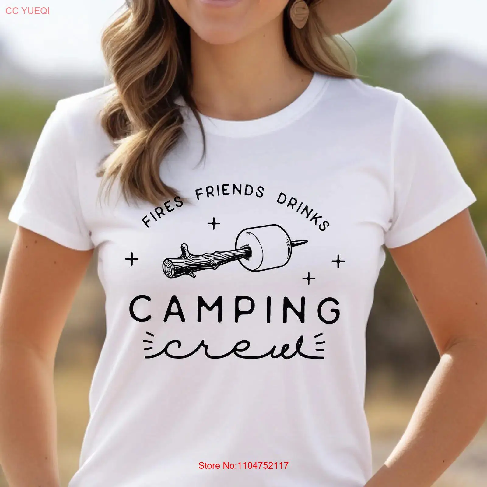 T-shirt Camping Crew vintage,  - Outdoor Adventure Friends avis et prix